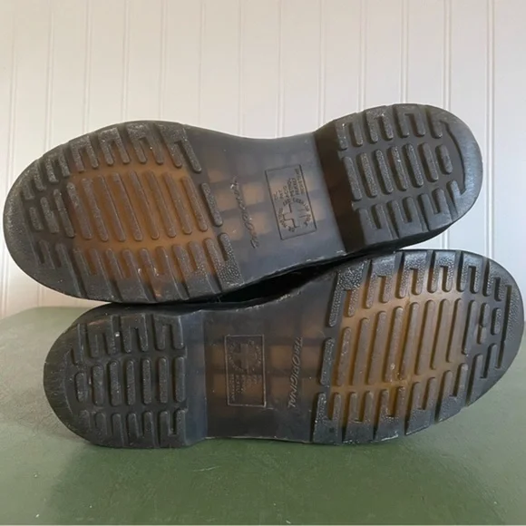 Dr. Martens VI Patent Leather Buckled Engineer Boots *Thailand* - Picture 10 of 11